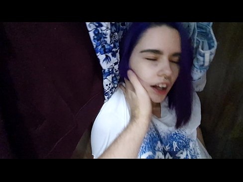 ❤️ Намерих сестра си в гардероба и й помогнах да свърши Порн видео в bg.mypornpics.ru ❌❤